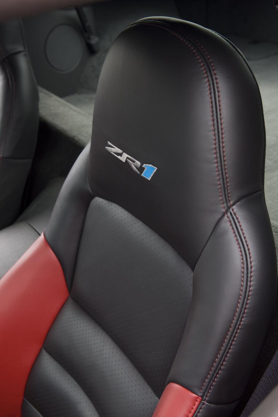  Chevrolet Corvette ZR1 2009 года  (фото 9 из 290)